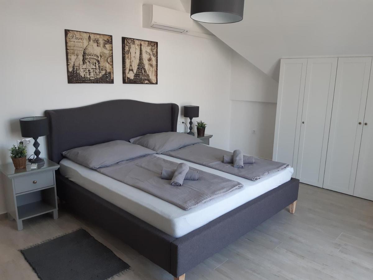 Apartman Soos -- Only For Relaxation, Not For Party! Siofok Exterior photo
