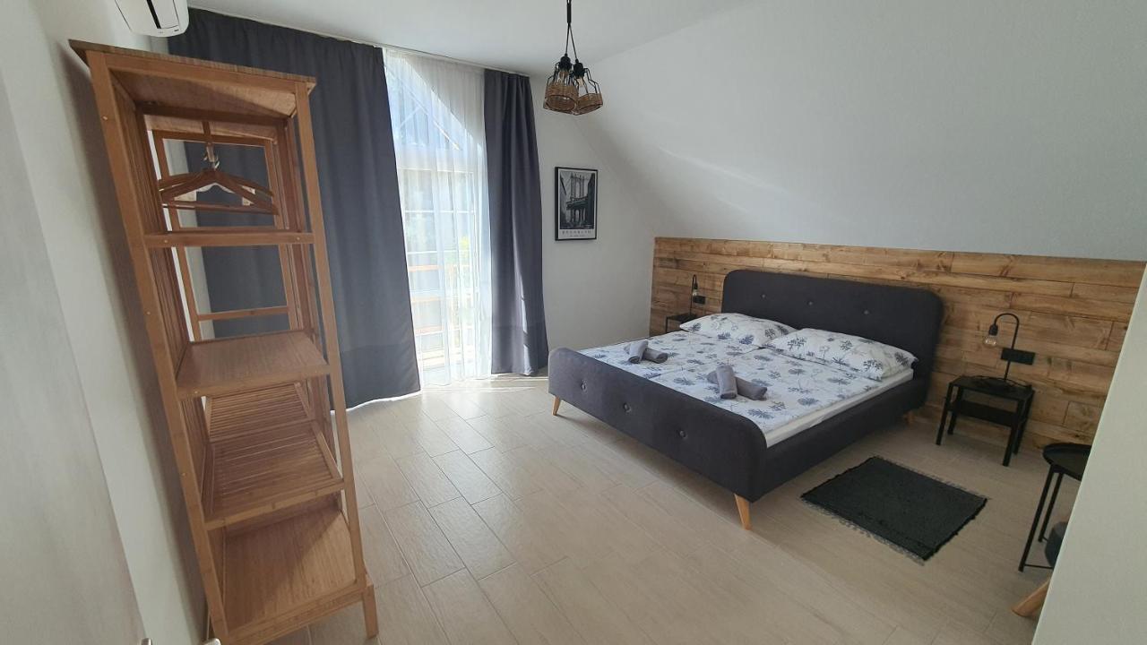 Apartman Soos -- Only For Relaxation, Not For Party! Siofok Exterior photo