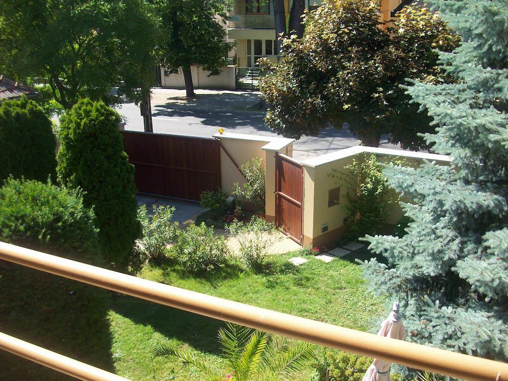 Apartman Soos -- Only For Relaxation, Not For Party! Siofok Exterior photo