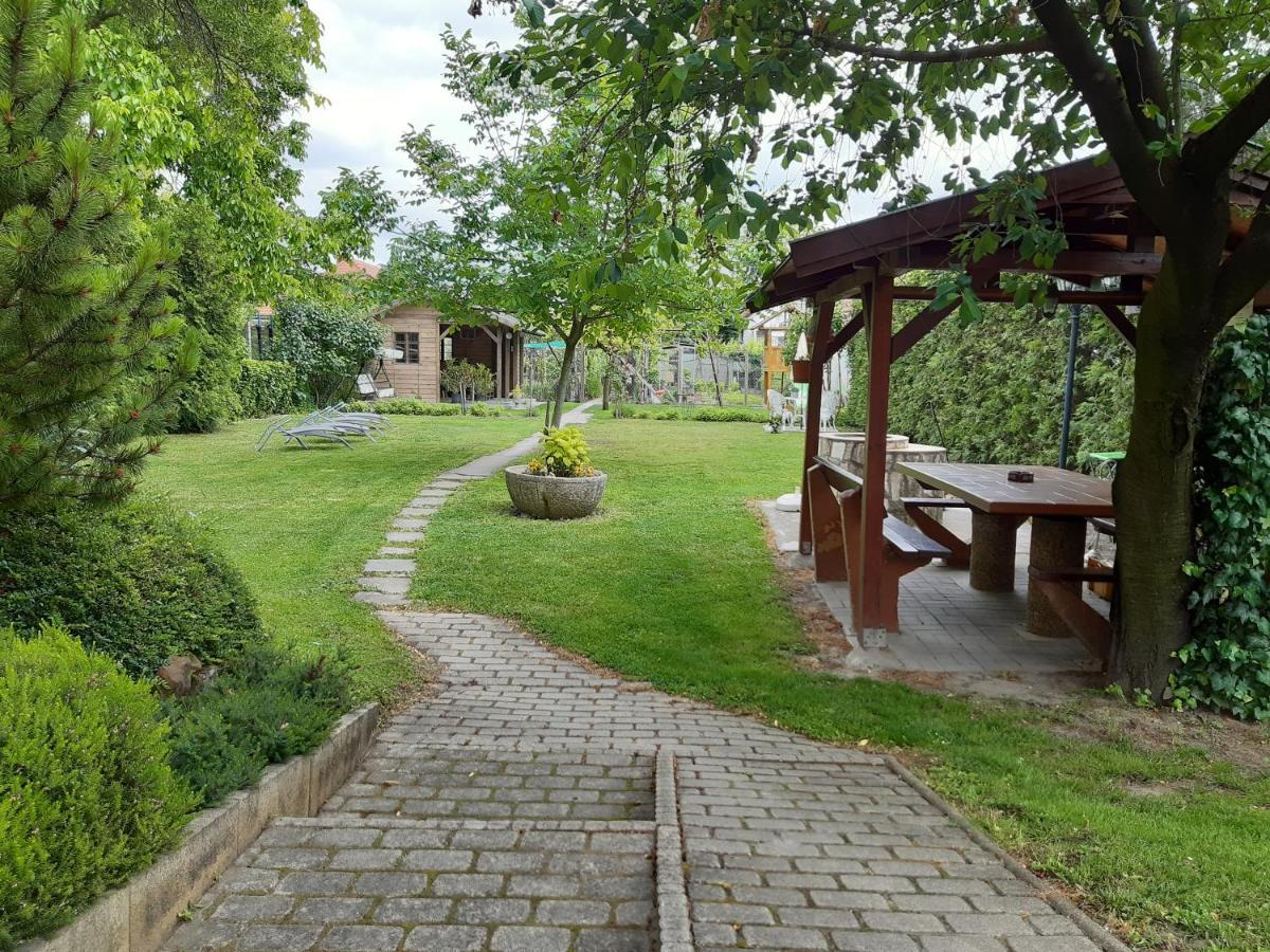 Apartman Soos -- Only For Relaxation, Not For Party! Siofok Exterior photo